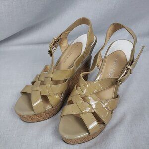 Gianni Bini Women's 8 M Platform Wedge Strappy Sandals Nude/Tan Leather Classy